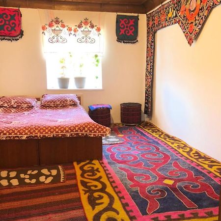 Tilek Guest House Sary-Mogul Dış mekan fotoğraf