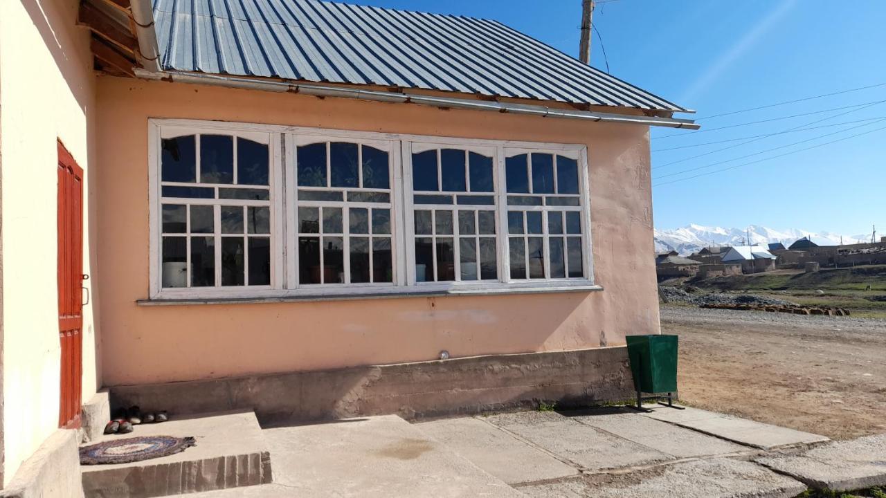 Tilek Guest House Sary-Mogul Dış mekan fotoğraf